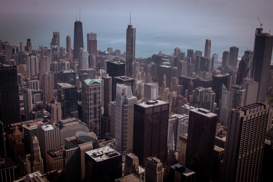 GTA Liberty City scene illustrating the high-life player experience